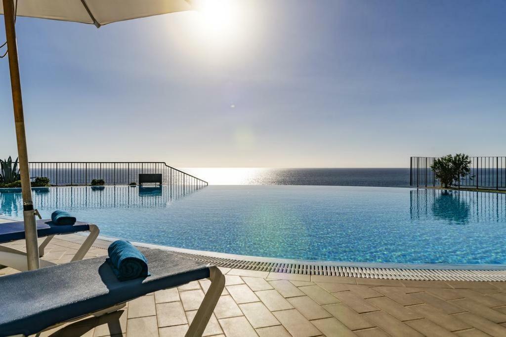 Formosa Infinity Pool Apartment Funchal  Ngoại thất bức ảnh